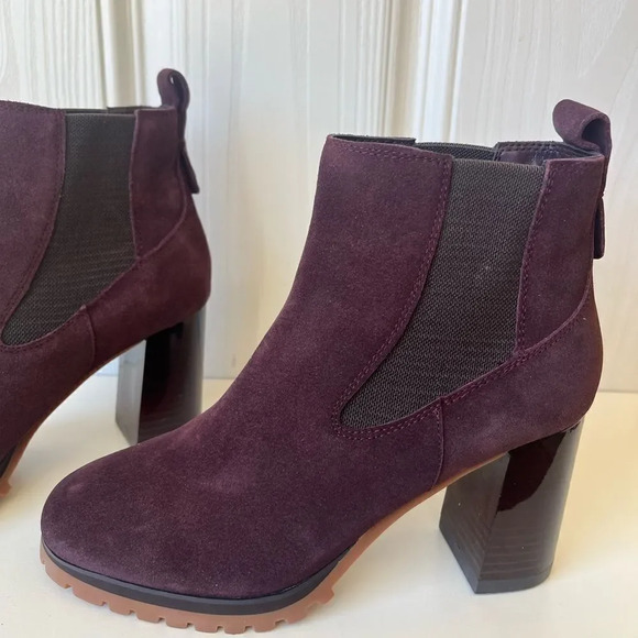 Sanctuary Footwear Ravish Burgundy Chelsea Suede Block Heel Booties Size 7.5 - Picture 3 of 8